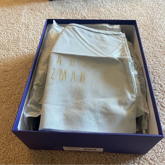 Stuart Weitzman Black Suede Turnover Platform Heel - Picture 13 of 14